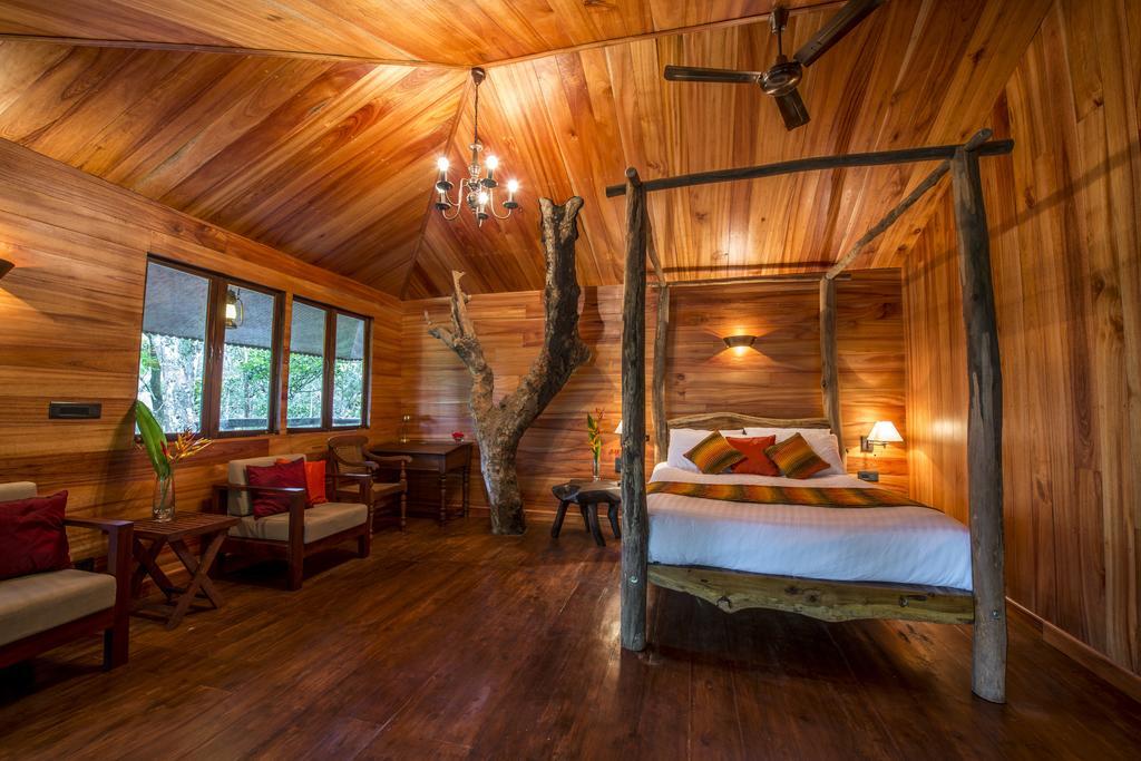 Pepper Trail Sultan Bathery Quarto foto