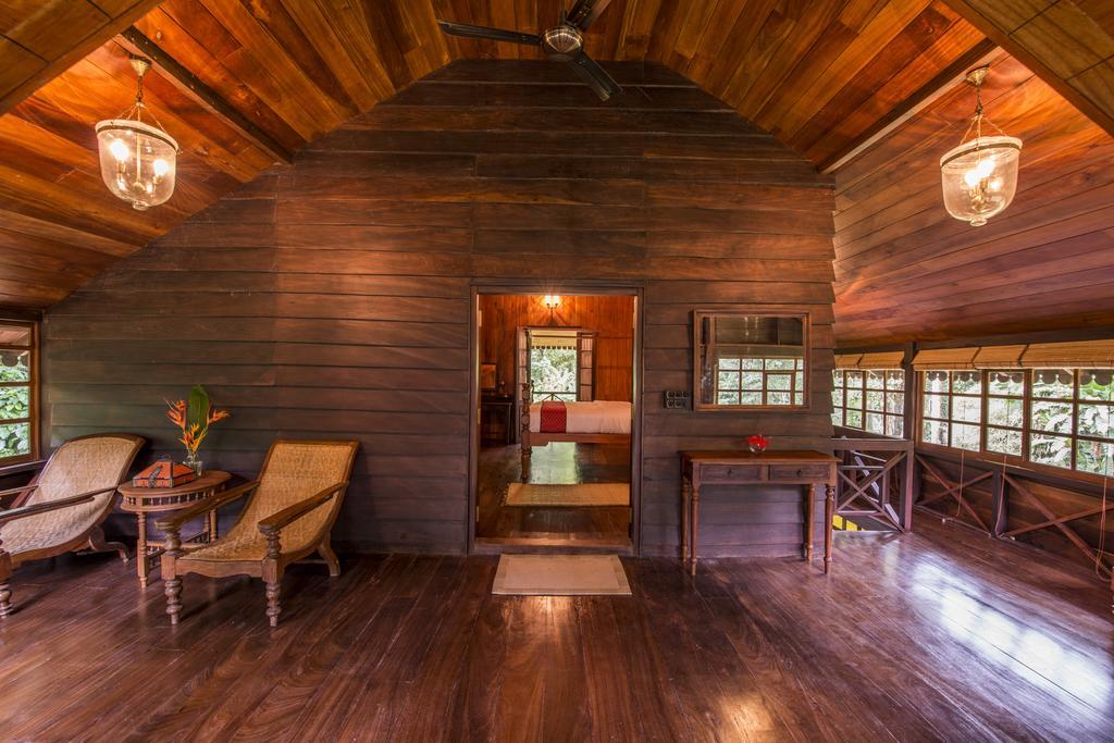 Pepper Trail Sultan Bathery Quarto foto